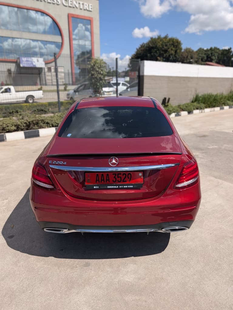 Mercedes Benz C200
